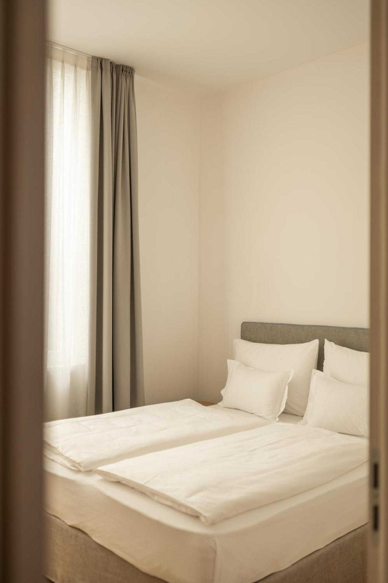 Kuntino Suites Мерано Екстериор снимка